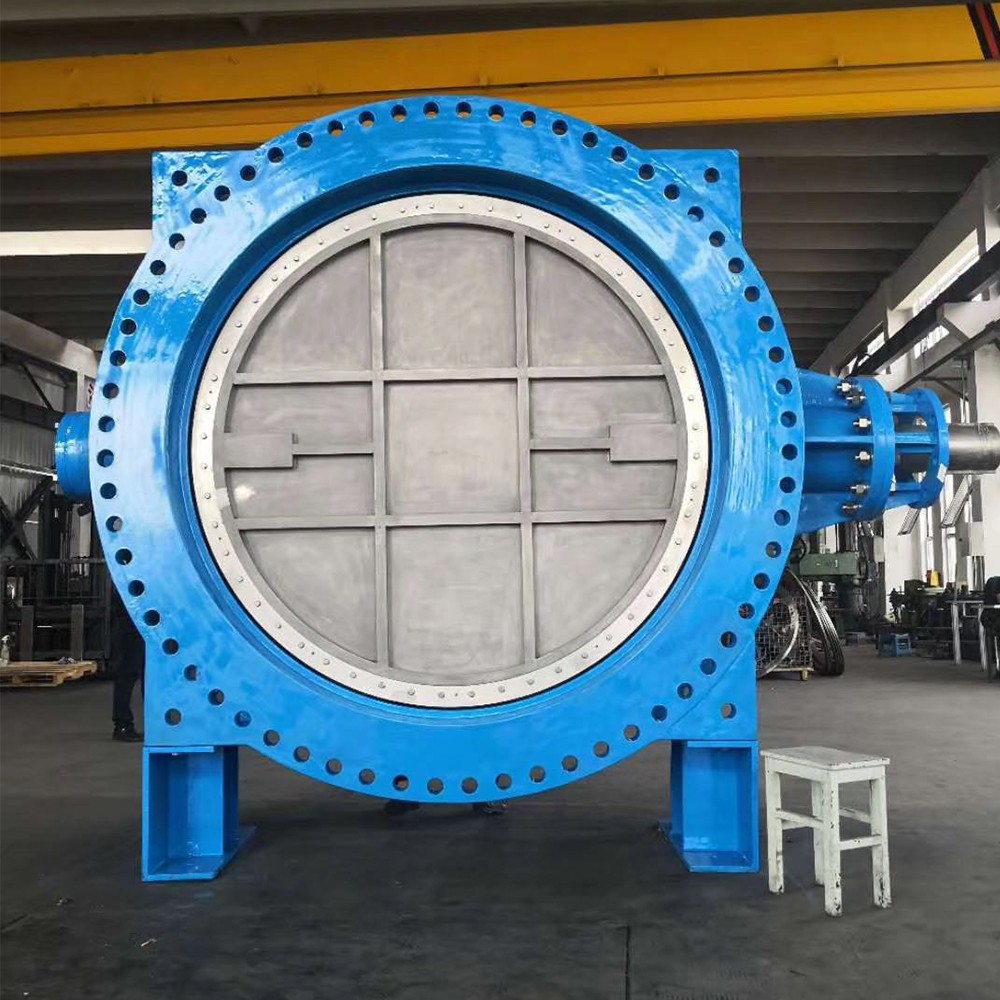Double eccentric butterfly valve